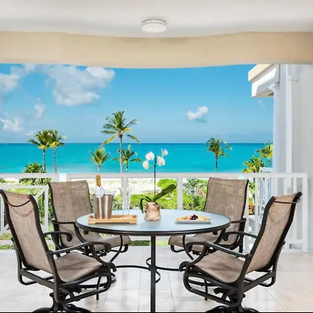 Great Two-Bedroom Apartment In Grace Bay Beach